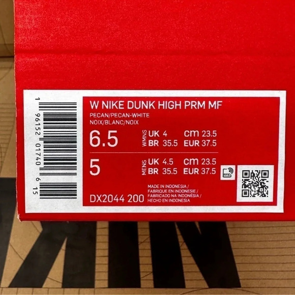 W Nike Dunk High PRM MF Suede Brown/White - Picture 11 of 11